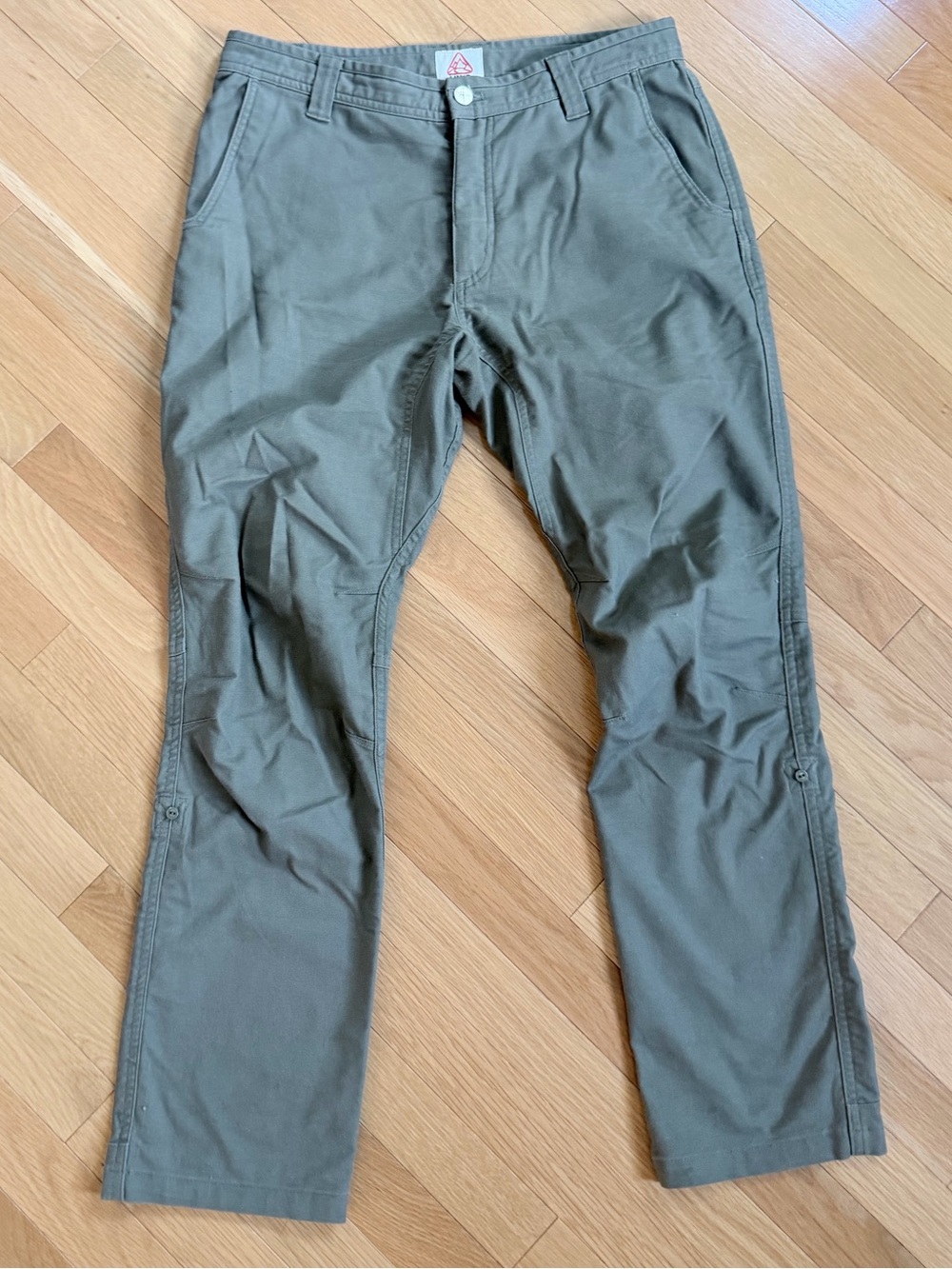 Men's Straight Olive Chinos — Classic Everyday Pants